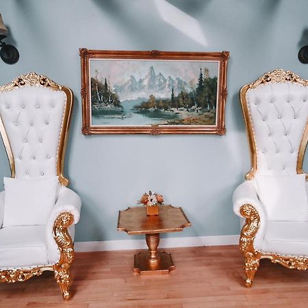 Bellas Castle Morden ภายนอก รูปภาพ